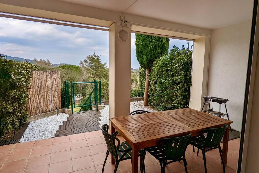Les Restanques Maison 14 Chenes Grimaud Eksteriør billede