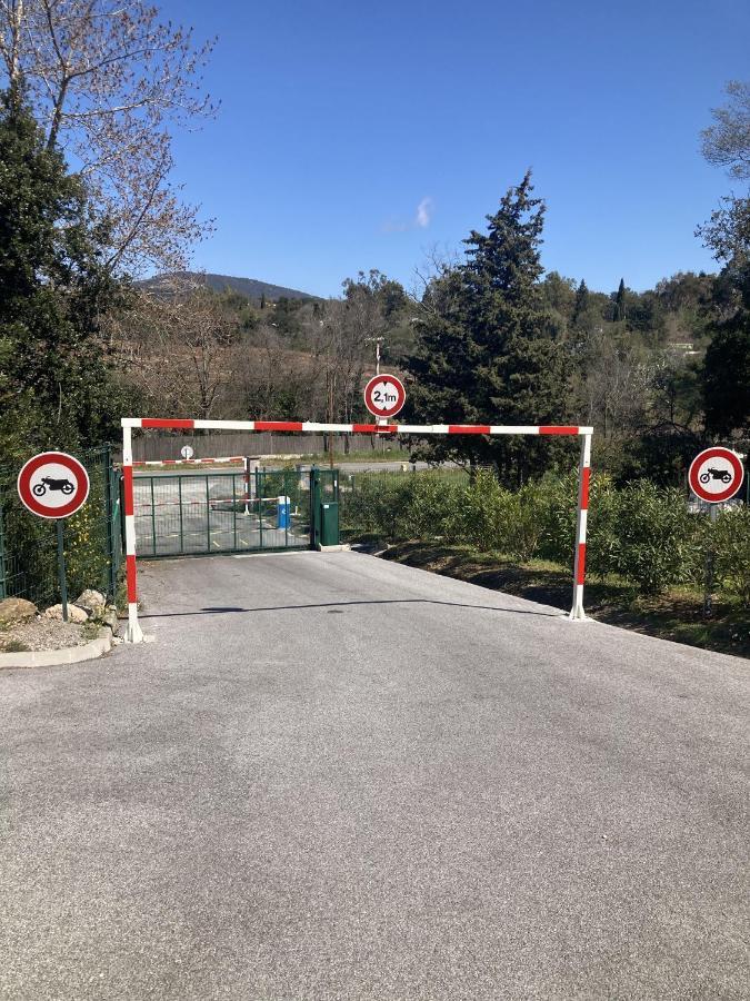 Les Restanques Maison 14 Chenes Grimaud Eksteriør billede